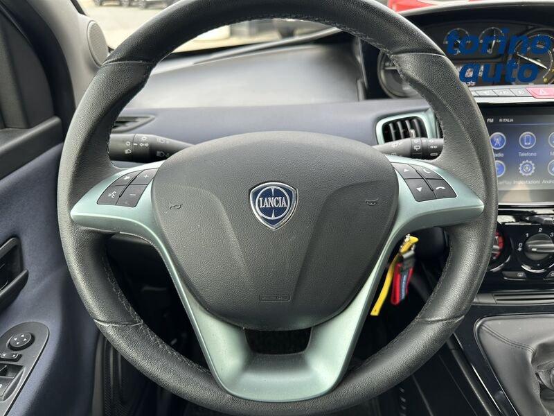Lancia Ypsilon Ypsilon 1.0 firefly hybrid Gold s&s 70cv 5p.ti