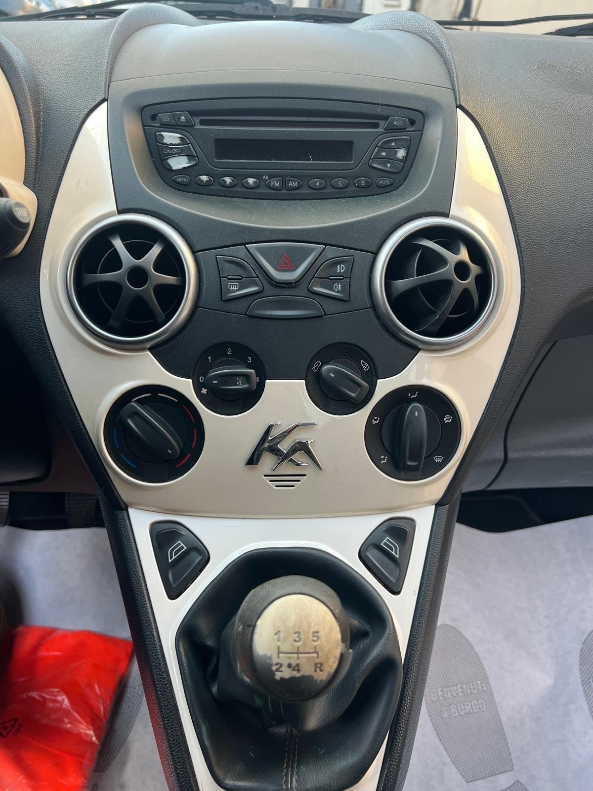 Ford Ka 1.2 8V 69CV Titanium