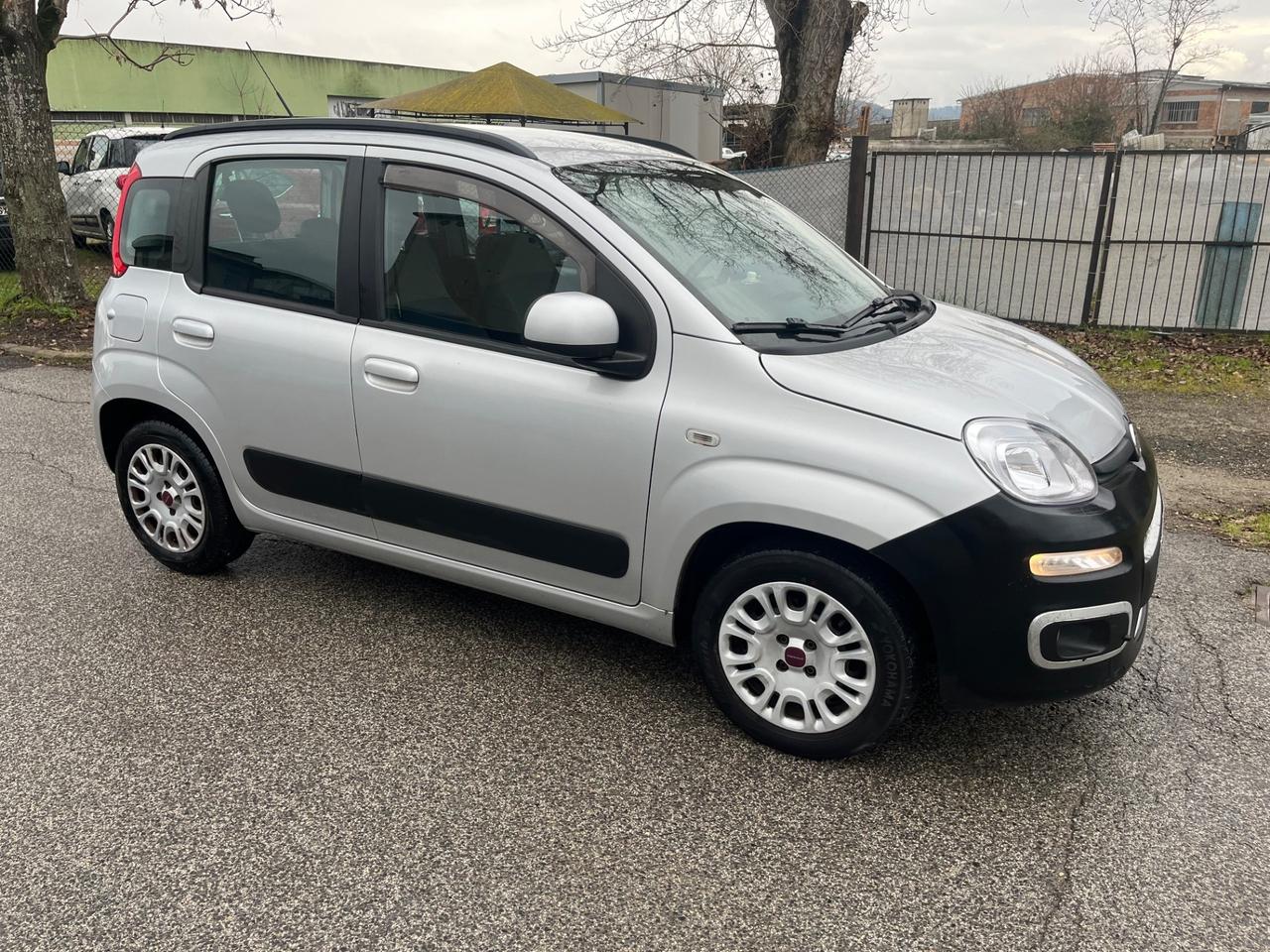 Fiat Panda 1.2 Lounge 2015 69CV 163.000 KM