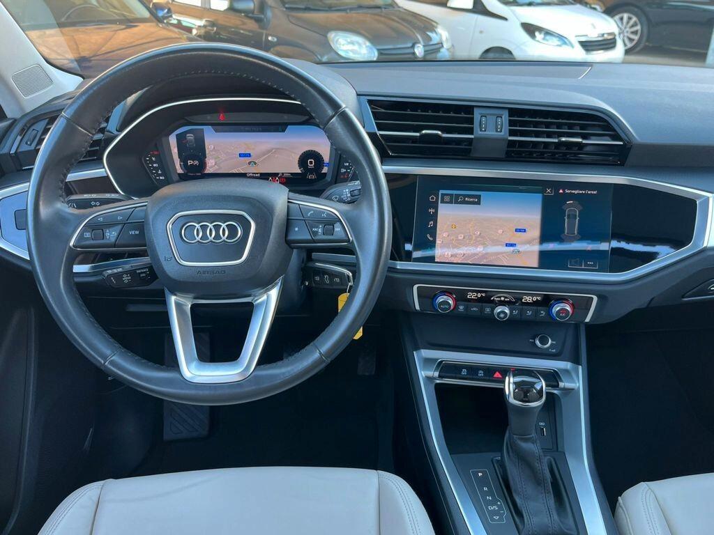 Audi Q3 40 TDI quattro S tronic Business Advanced