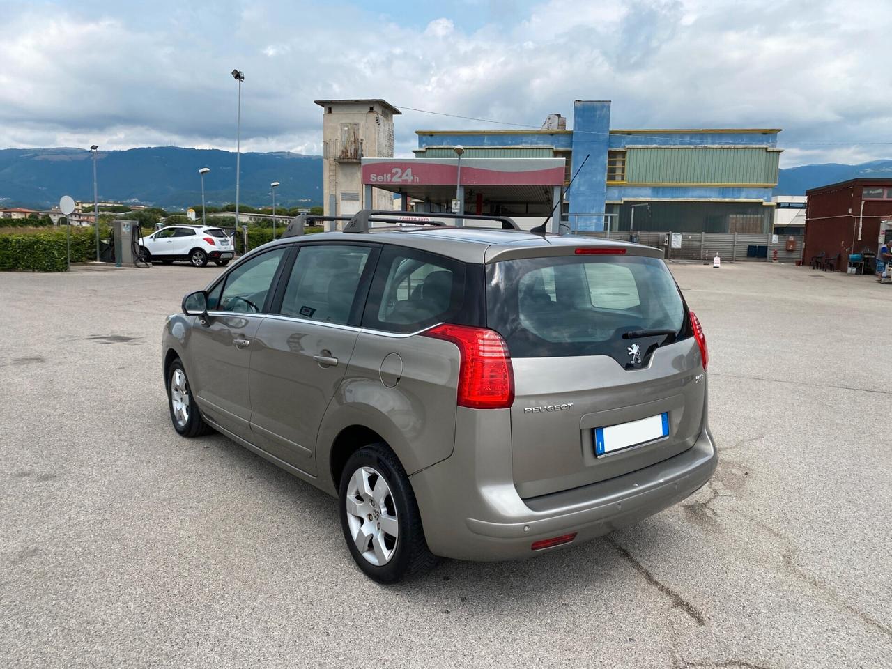 Peugeot 5008 1.6 HDi LEGGI BENE!