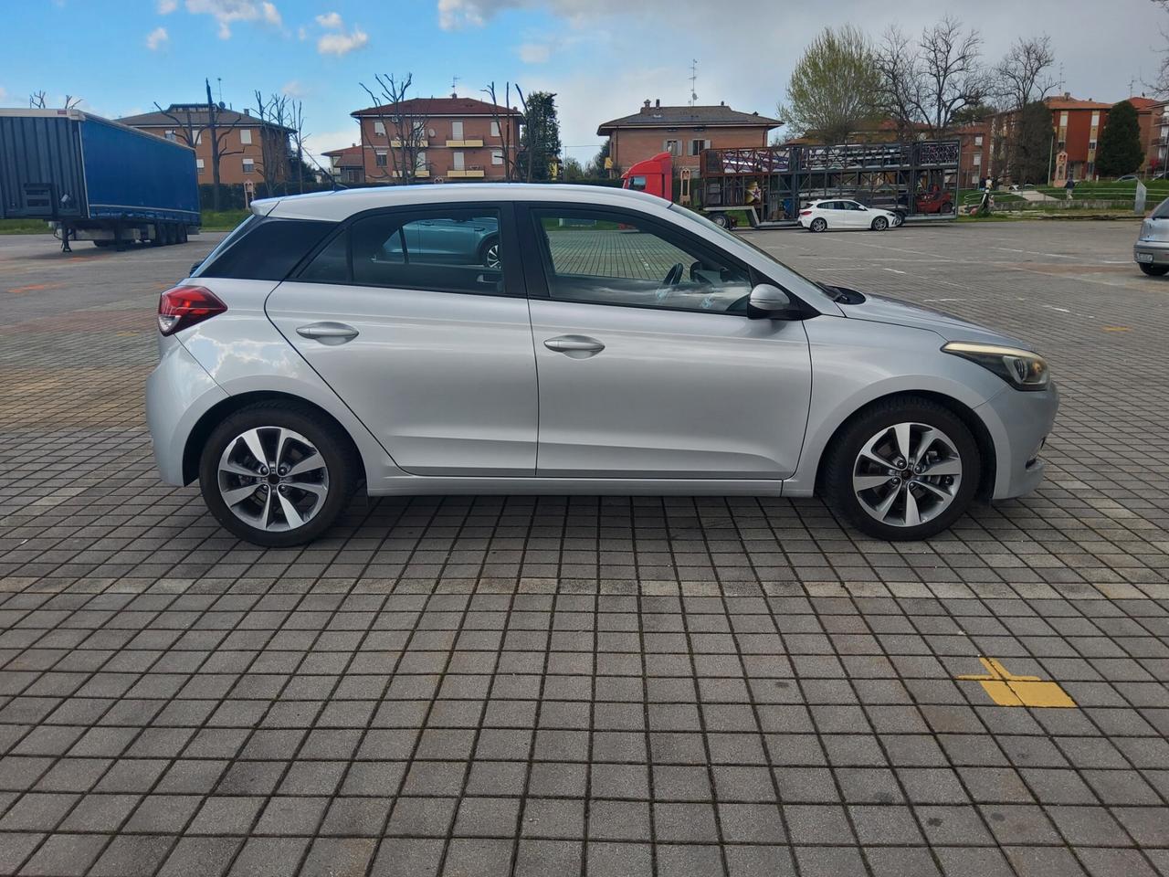 Hyundai i20 1.1 CRDi 12V 5 porte Comfort