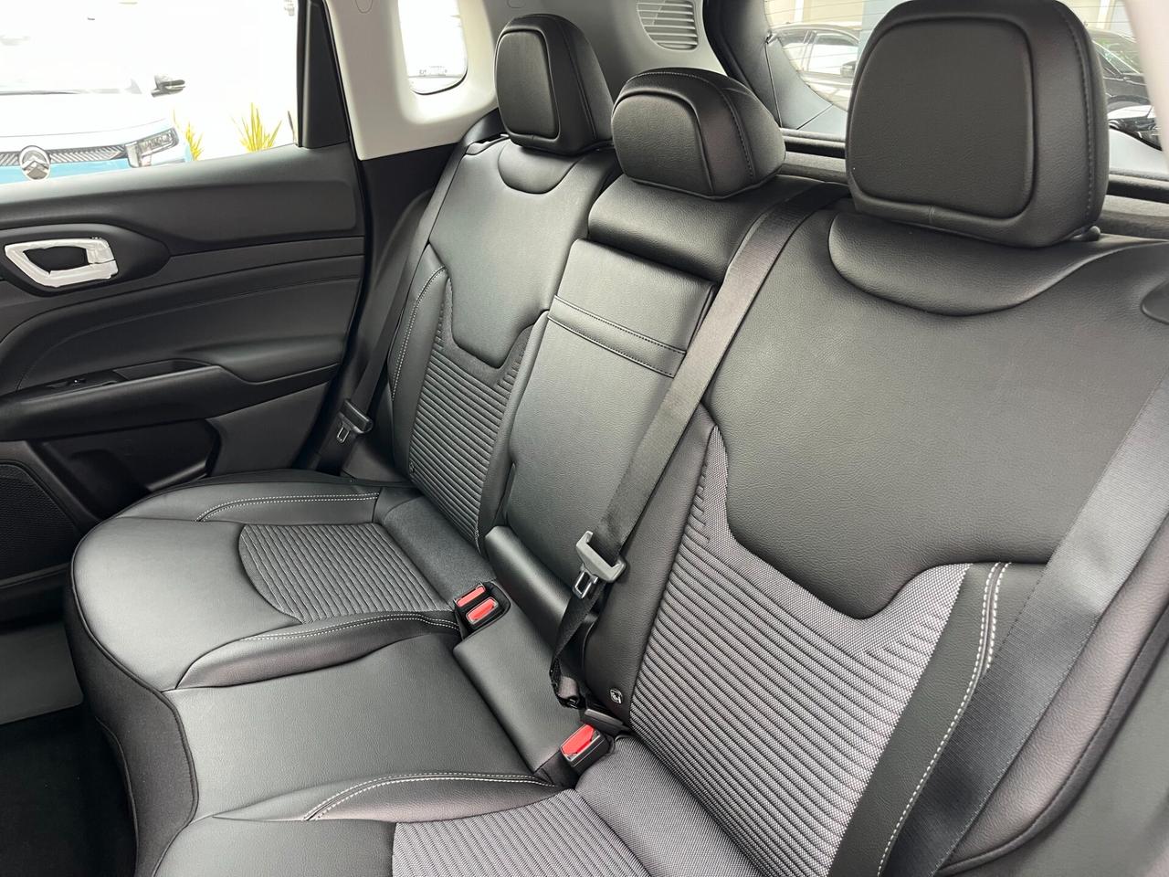 Jeep Compass 1.5 Turbo T4 130 CV MHEV 2WD Altitude KM0