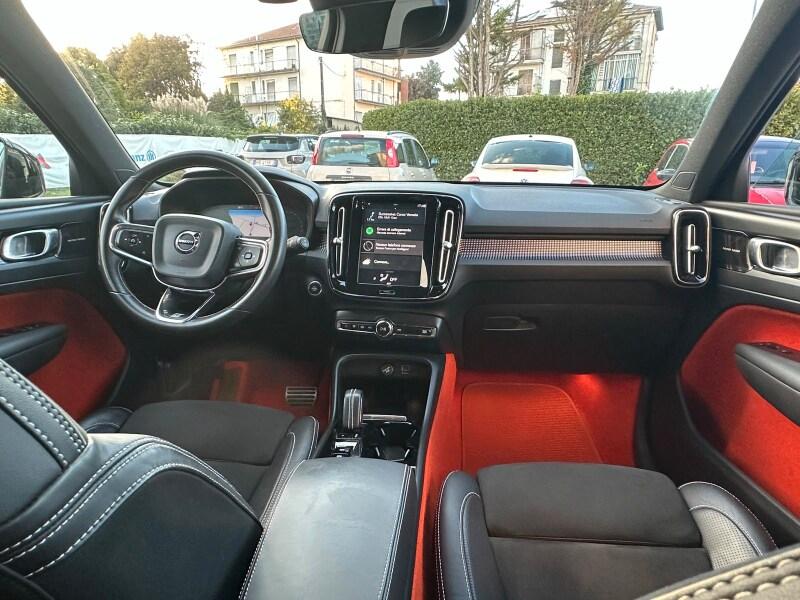 VOLVO XC40 (2017-->) XC40 T3 Geartronic R-design