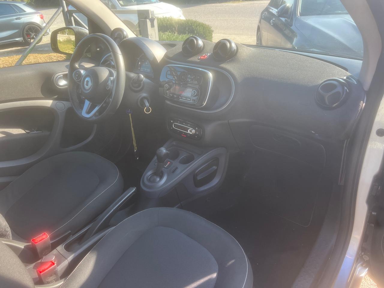 Smart ForTwo 1.0 52KW twinamic Passion-2017