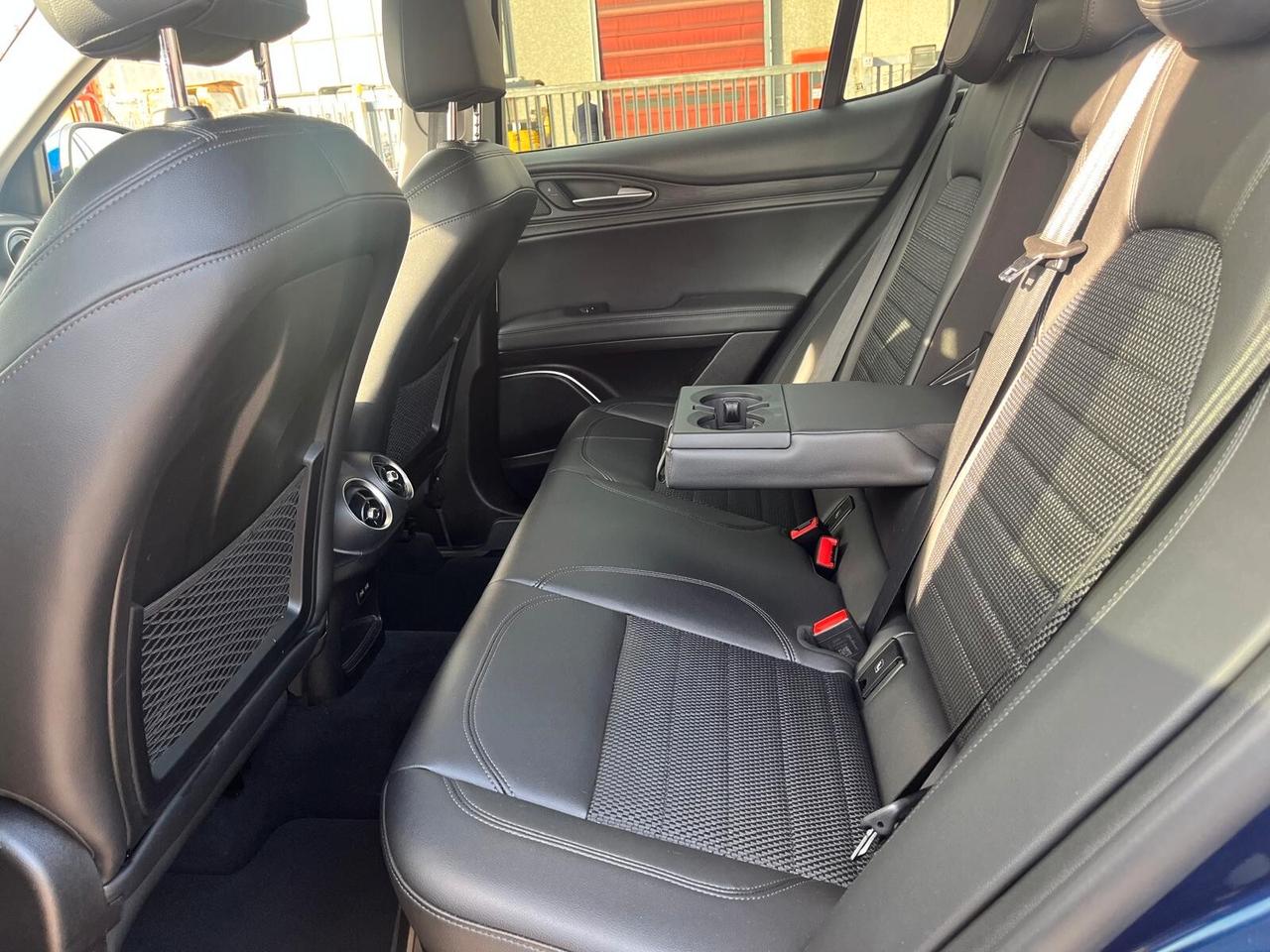 Alfa Romeo Stelvio 2.2 Turbodiesel 210 CV AT8 Q4