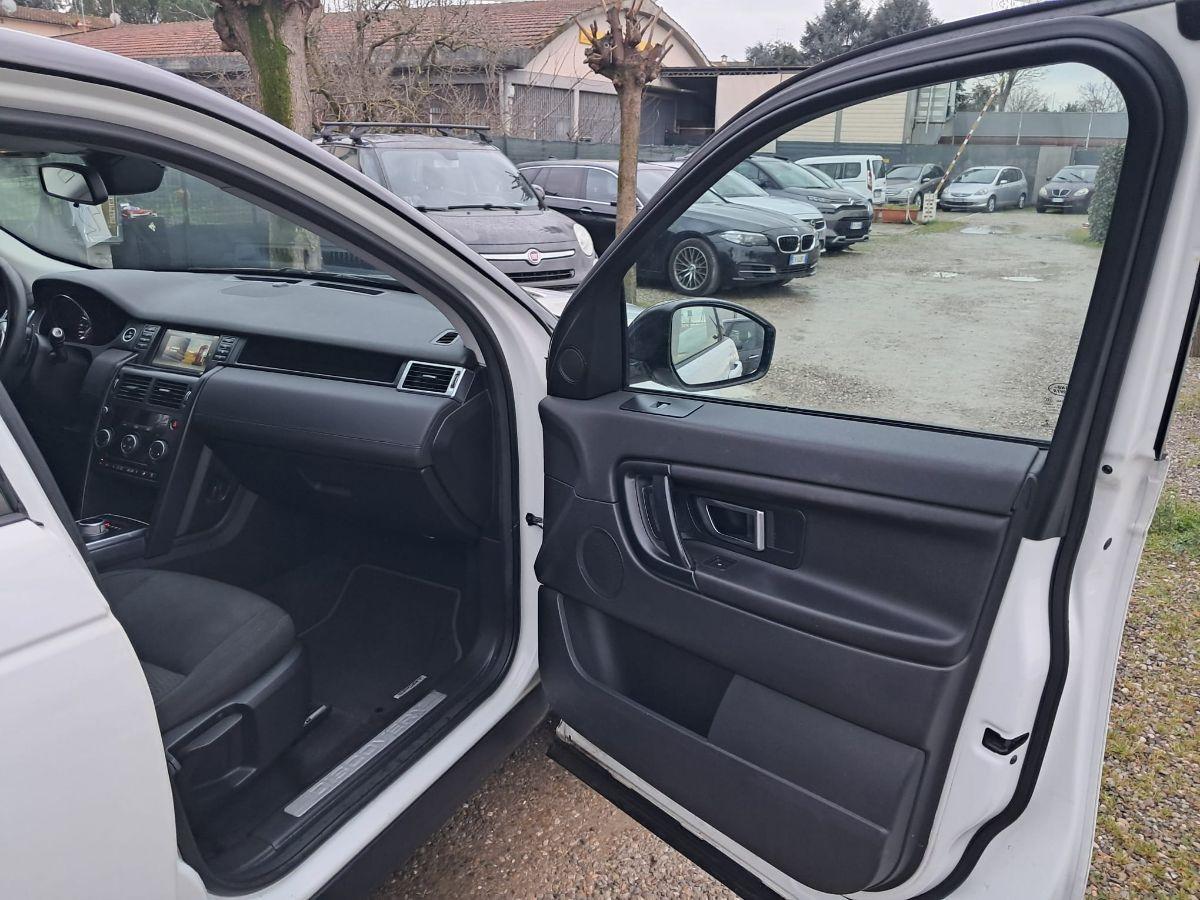 LAND ROVER - Discovery Sport - 2.0 TD4 150 CV Pure