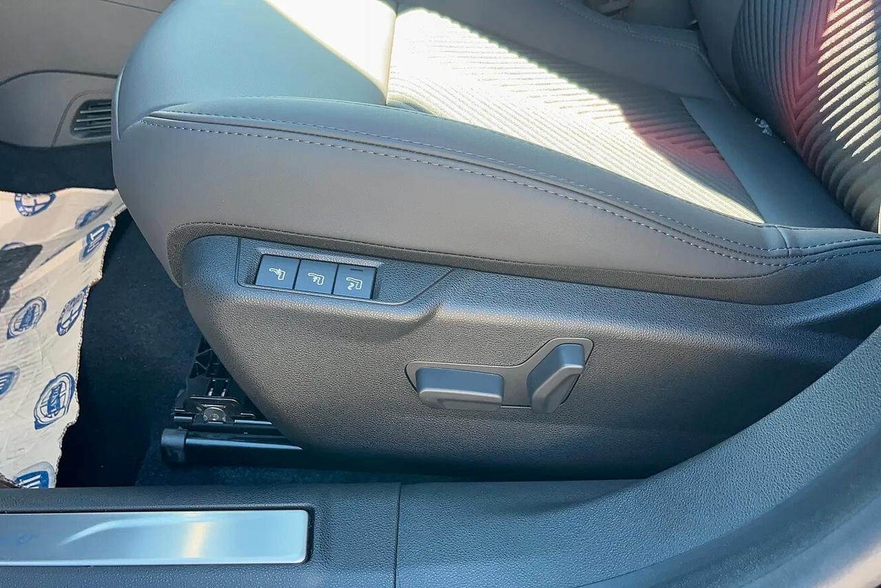 Alfa Romeo Junior 1.2 136 CV Hybrid eDCT6 Speciale