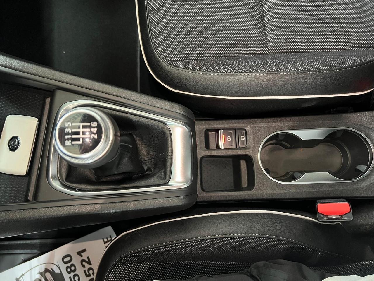 RENAULT CAPTUR 1.0 BENZINA 91CV TECHNO