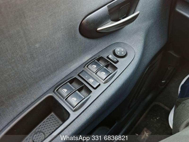 Lancia Ypsilon Ypsilon 1.0 firefly hybrid Gold s&s 70cv