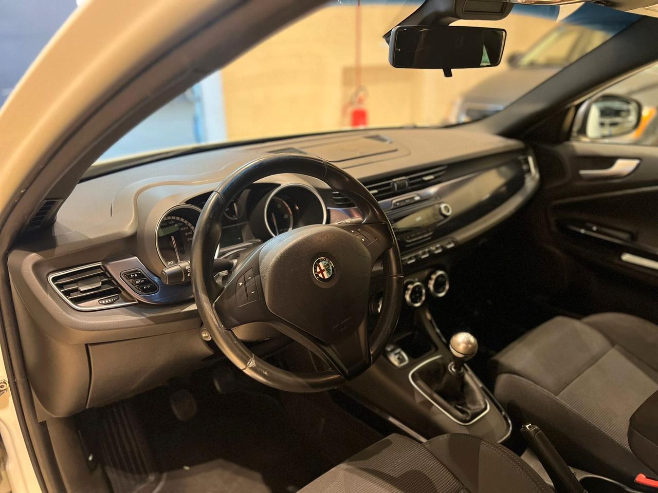 Alfa Romeo Giulietta 1.6 JTDm-2BER *PIENO OMAGGIO*