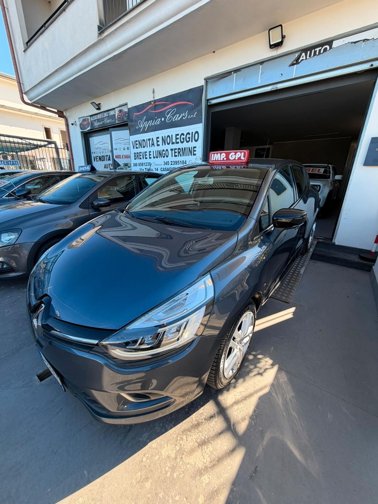 Renault Clio TCe 12V 90 CV GPL 5 porte Moschino Intens