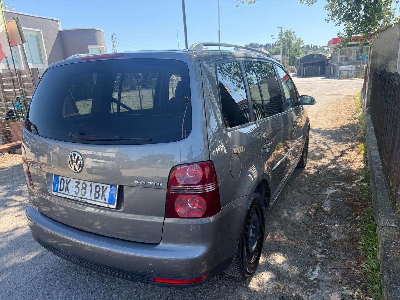 Volkswagen Touran 2.0 16V TDI Highline