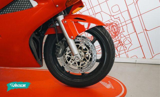 HONDA VFR 800 V4 VTEC