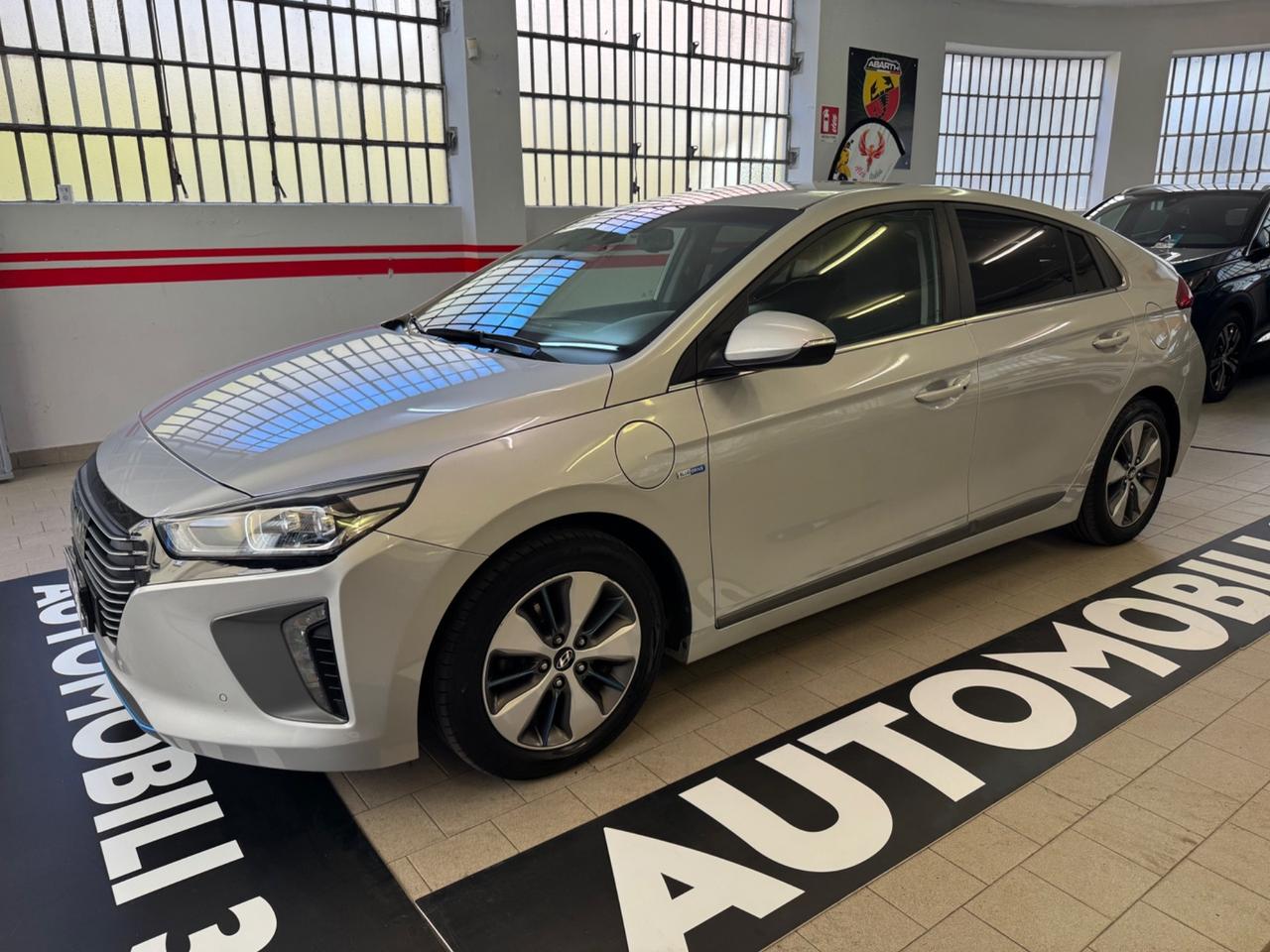 Hyundai Ioniq 1.6 Plug-in Hybrid DCT Style