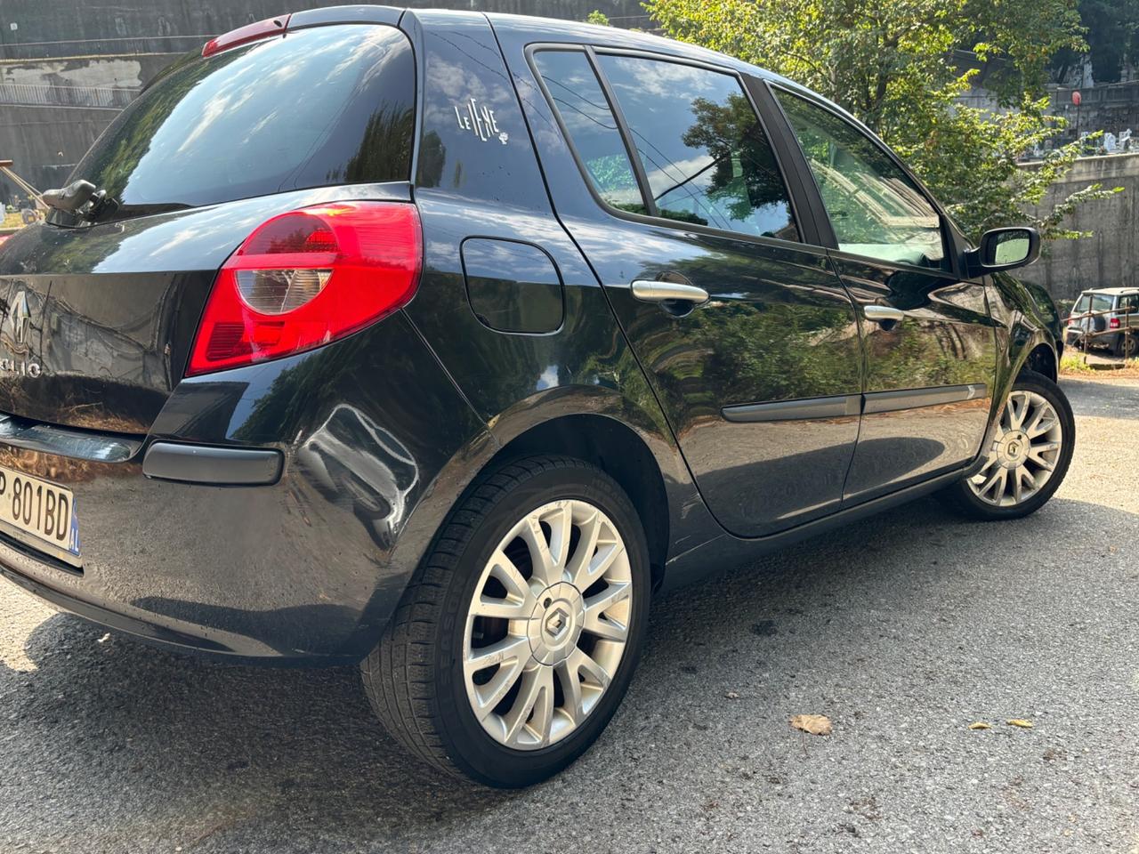 Renault Clio 1.2 16V 5 porte Le Iene