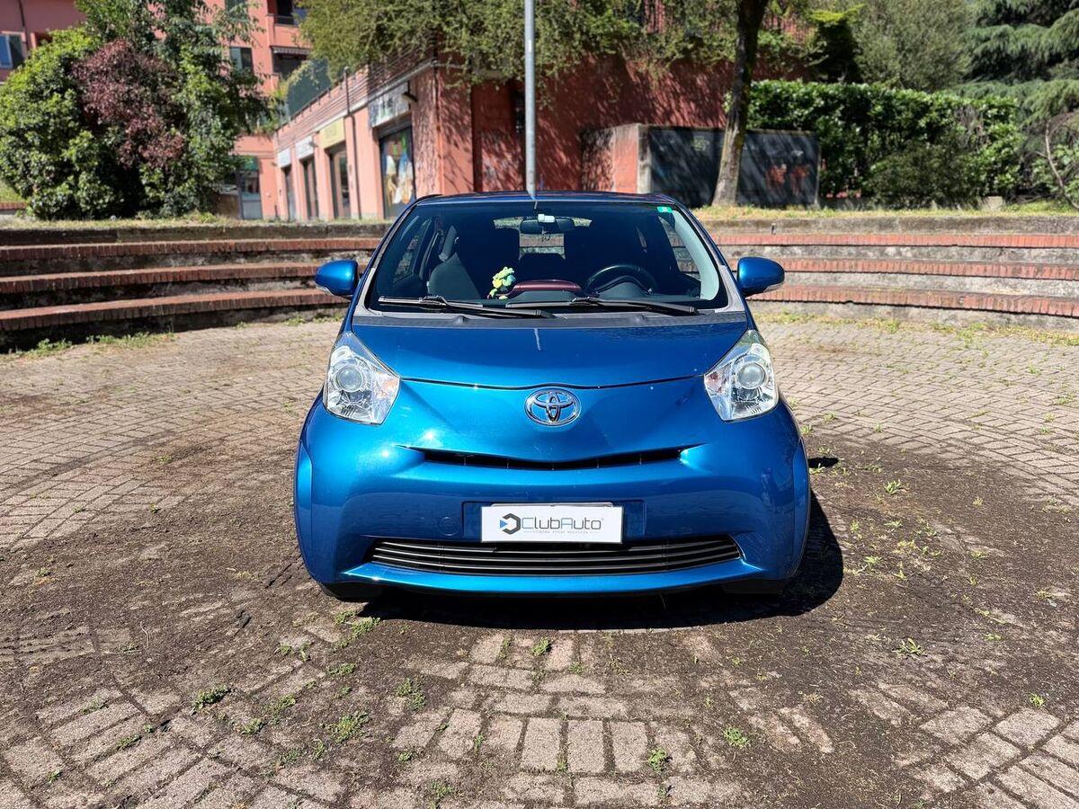 Toyota iQ 1.0 Active (sol) E5