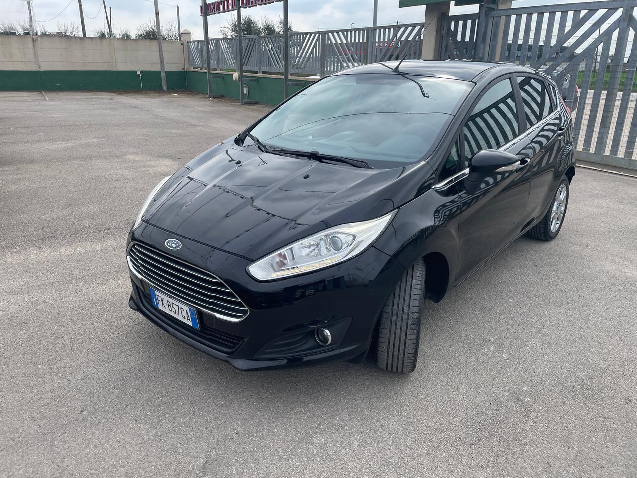 Ford Fiesta 1.4 5p. Bz.- GPL 95cv Titanium-NAVIGATORE