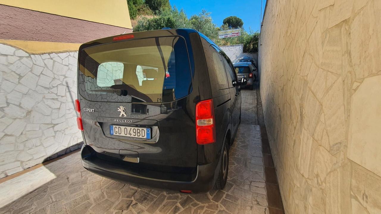 Peugeot Expert BlueHDi 100 S&S PC-TN Combi Compact