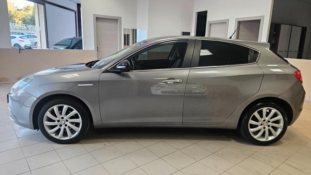 Alfa Romeo Giulietta 1.6 JTDm-2 105 CV Exclusive