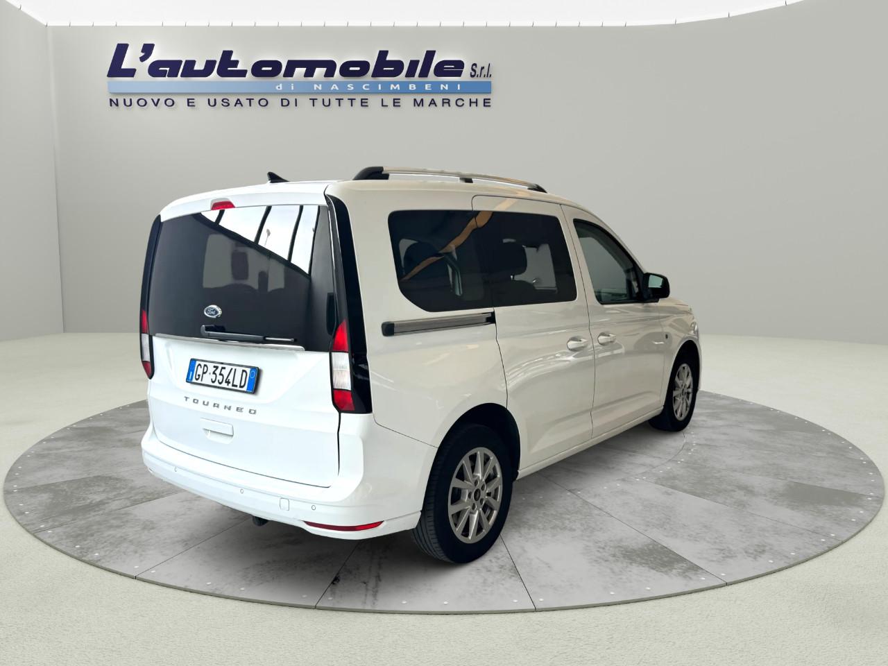 FORD Tourneo Connect 2.0 ecoblue 122cv Titanium 7 POSTI- GANCIO TRAINO