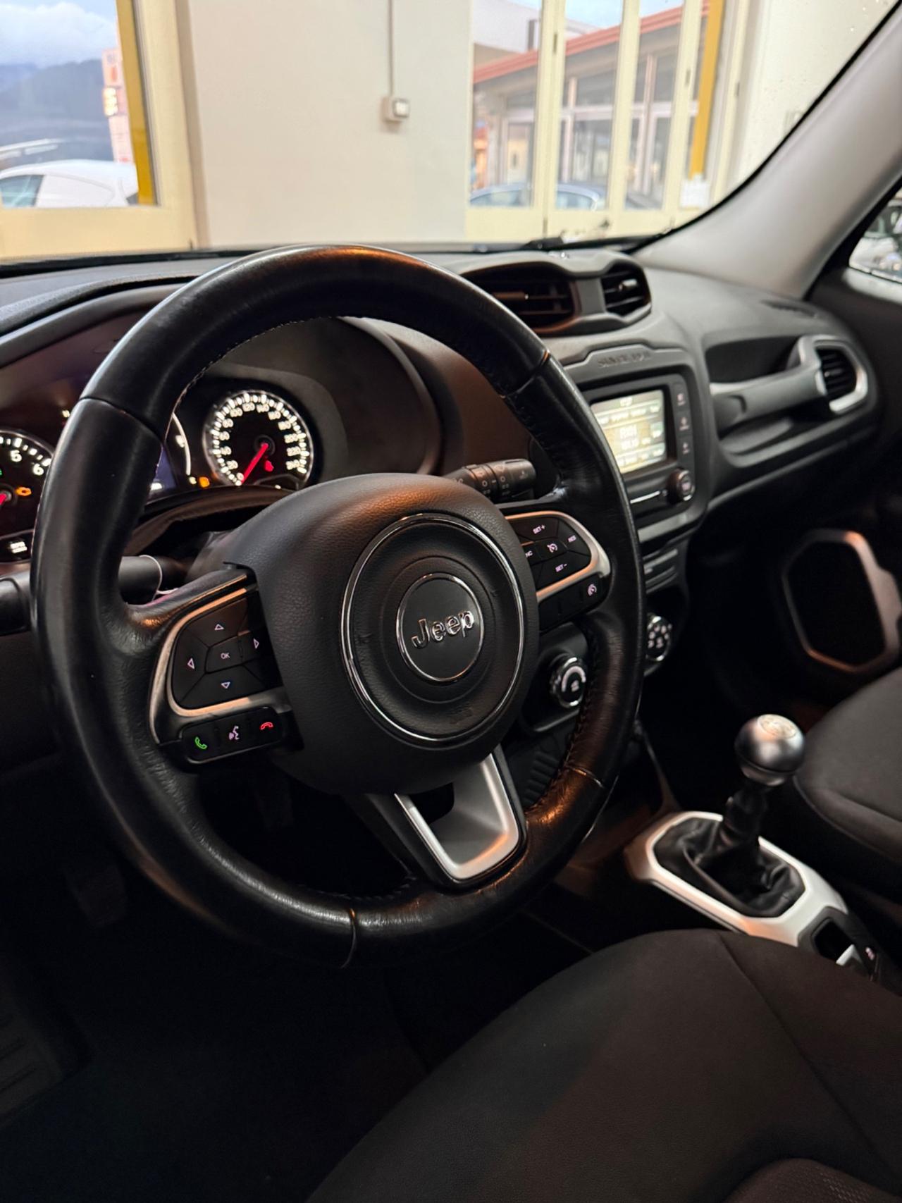 Jeep Renegade 1.6 E-TorQ EVO Longitude GPL