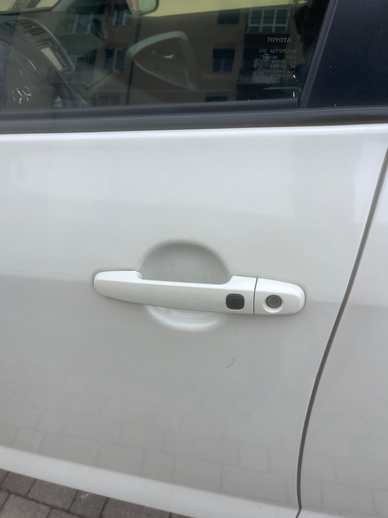 Toyota RAV 4 RAV4 2.2 D-CAT A/T 4WD Lounge