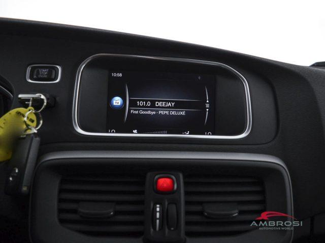 VOLVO V40 D2 Kinetic