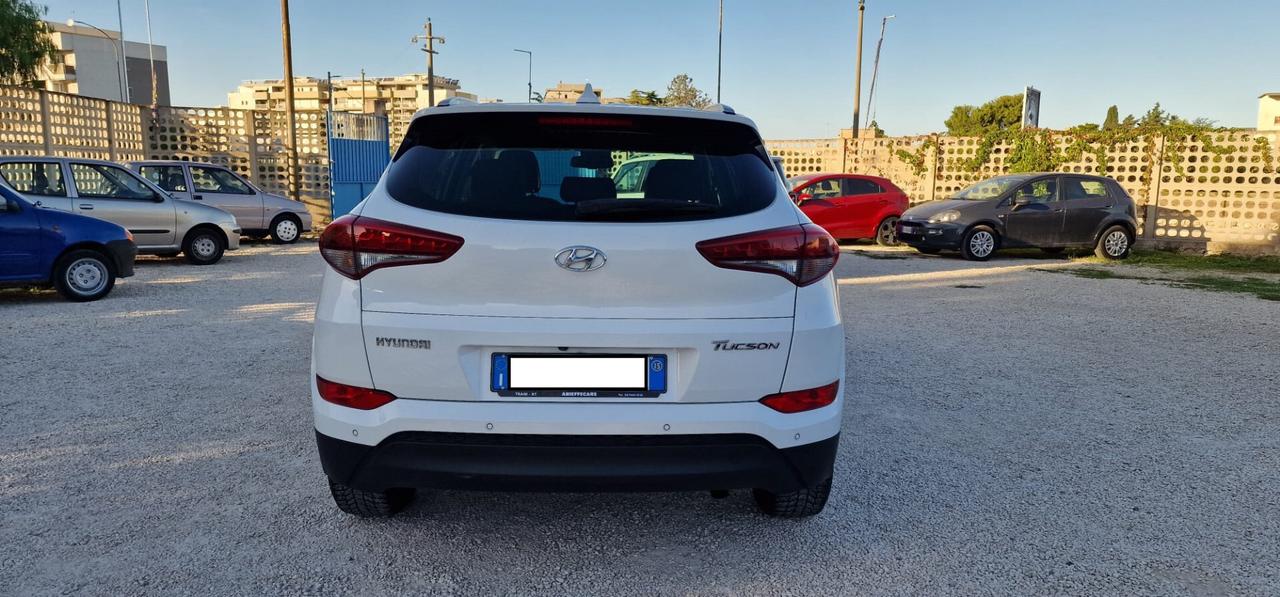 Hyundai Tucson 1.7 CRDi XPossible 2015 PERFETTA