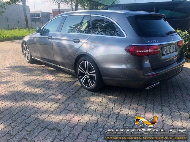 MERCEDES-BENZ E 200 d S.W. Auto Sport,Led