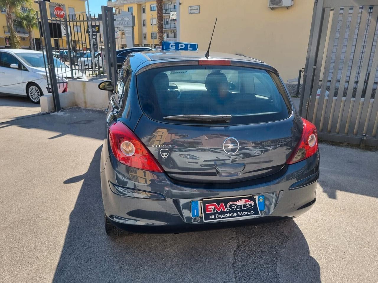 Corsa 1,2 GPL 2009 Provenienza Nord Italia