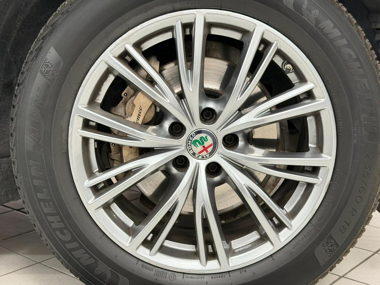 Alfa Romeo Stelvio 2.2 TD 160 CV BUSINESS PELLE TOTALE NAVI SENSORI