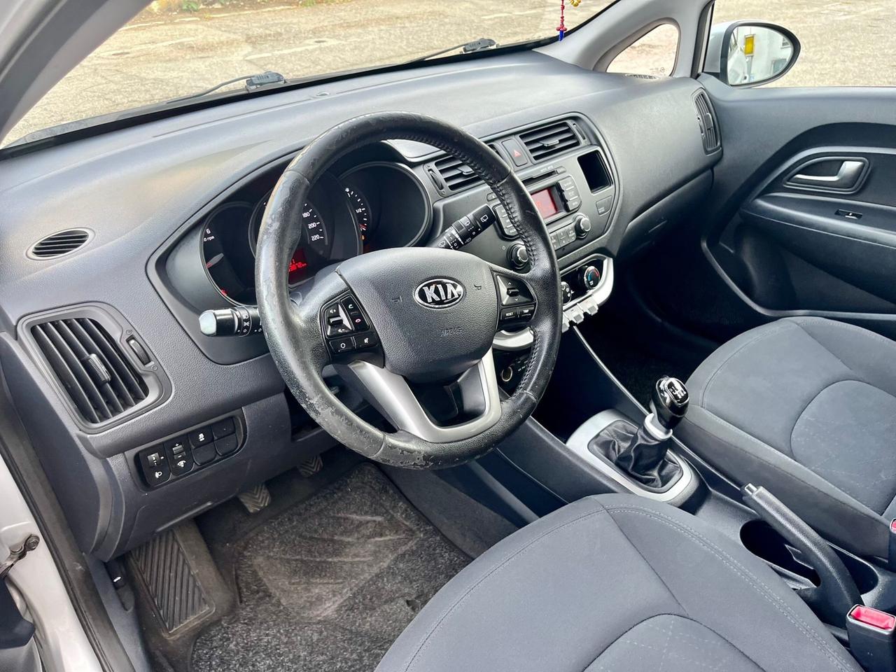 Kia Rio 1.1 CRDi 163.000km 2013 per neopatentati