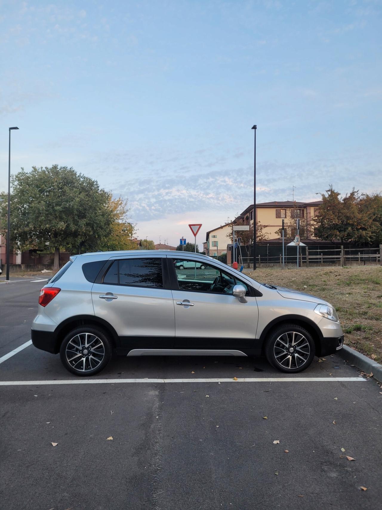 Suzuki S-Cross 1.6 VVT Top