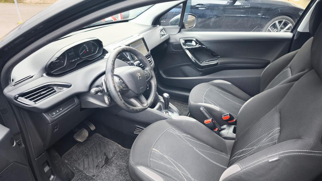 Peugeot 208 1.4 e-HDi 68 CV S&S robotizzato 3 porte Active