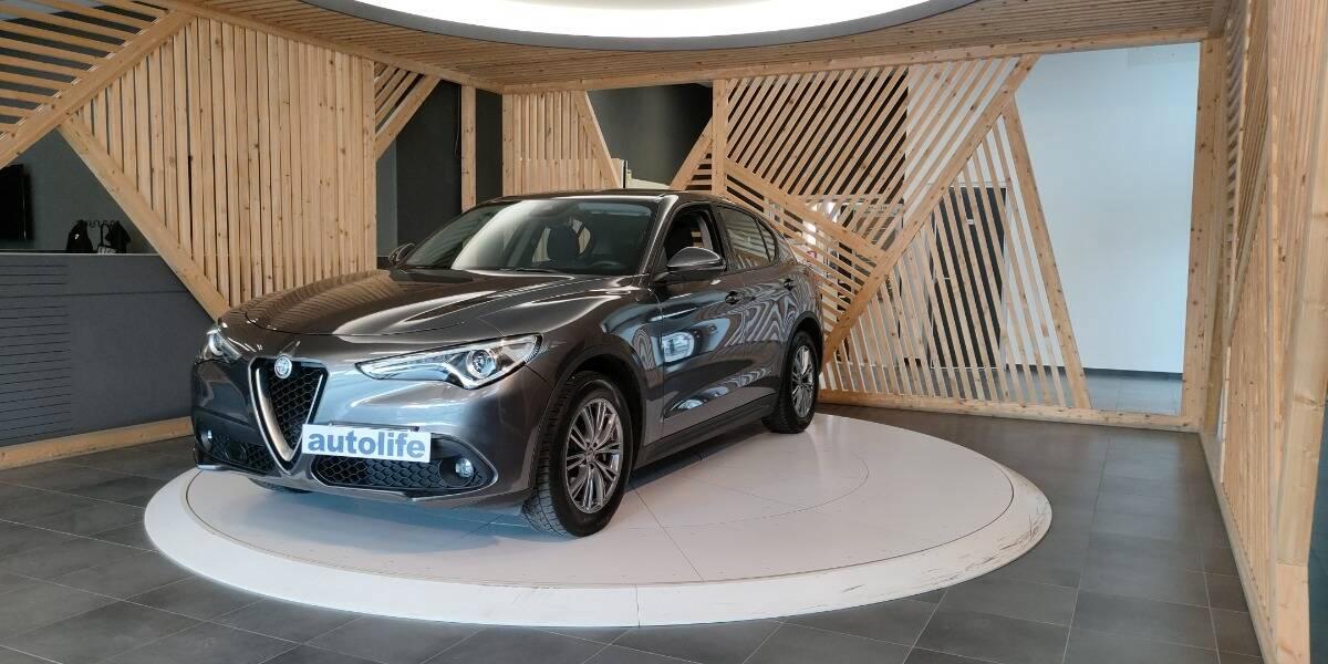 Alfa Romeo Stelvio 2.2 t Business rwd 190cv auto