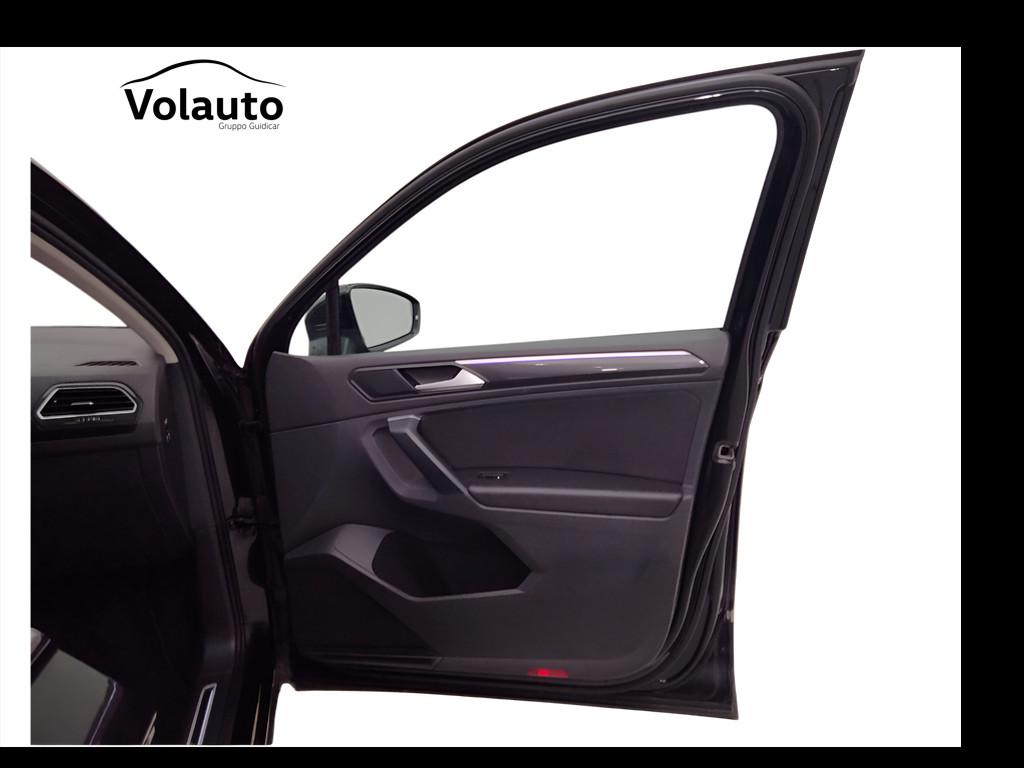 VOLKSWAGEN Tiguan II 2021 - Tiguan 1.5 tsi Elegance 150cv dsg