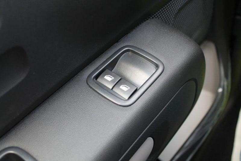 Citroën C3 BlueHDi 100 S&S Feel Pack