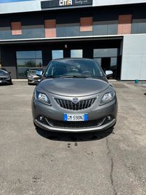 Lancia Ypsilon 1.0 FireFly 5 porte S&S Hybrid Alberta Ferretti