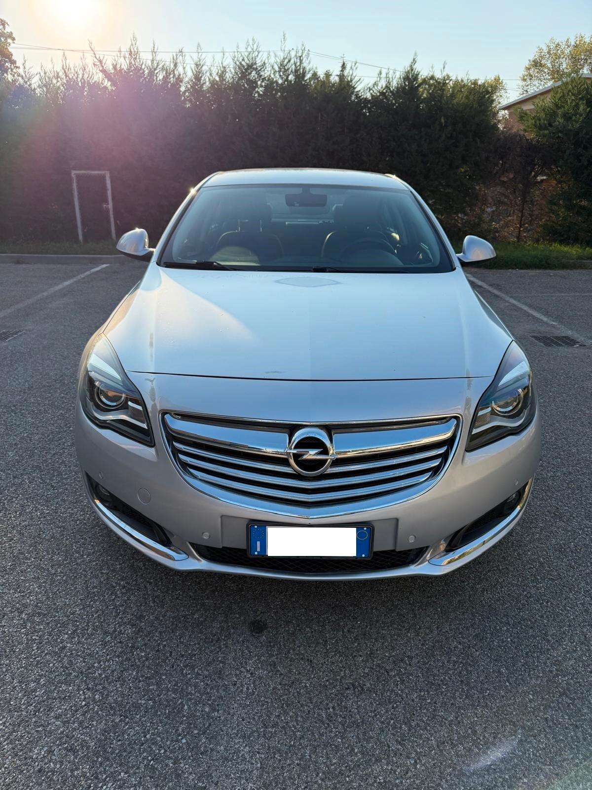 Opel Insignia 2.0 cdti - NAV. - 12 MESI DI GARANZIA -
