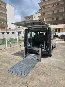 Nissan Primastar – Sollevatore Idraulico per Persone in Carrozzina
