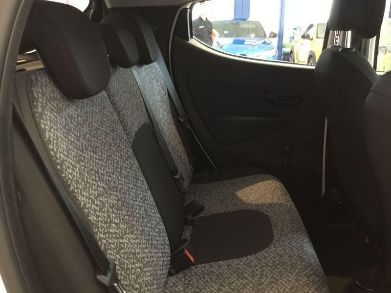 Lancia Ypsilon Ypsilon 1.0 FireFly 5 porte S&S Hybrid Ecochic Silver
