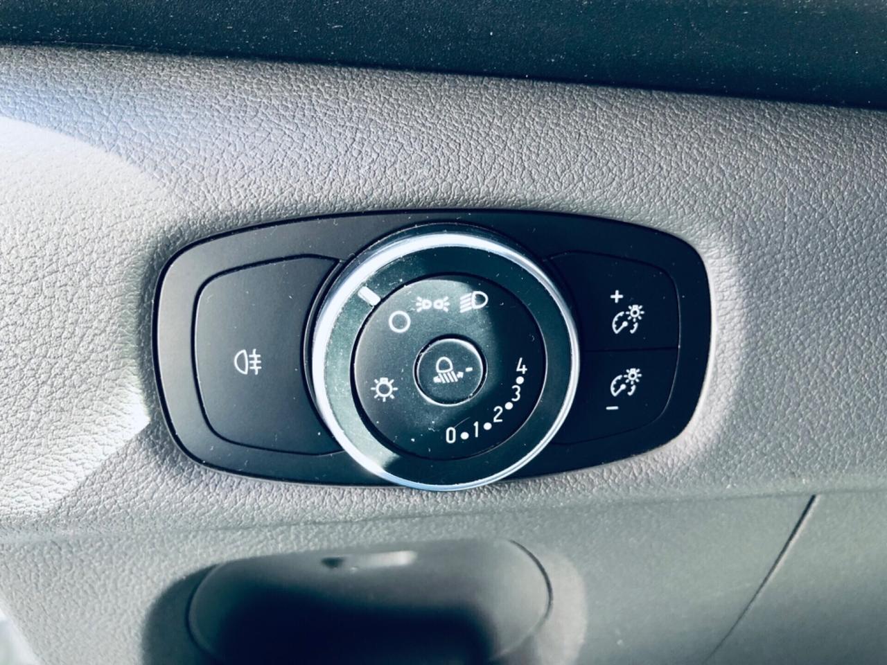 Ford Transit FORD TRANSIT TREND FURGONE L2 H2