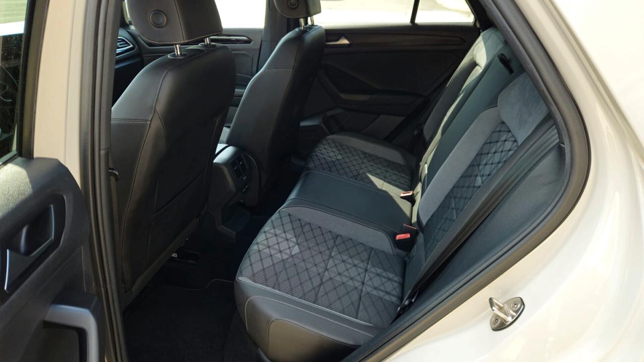 Volkswagen T-Roc 2.0 TDI 150CV DSG R-Line