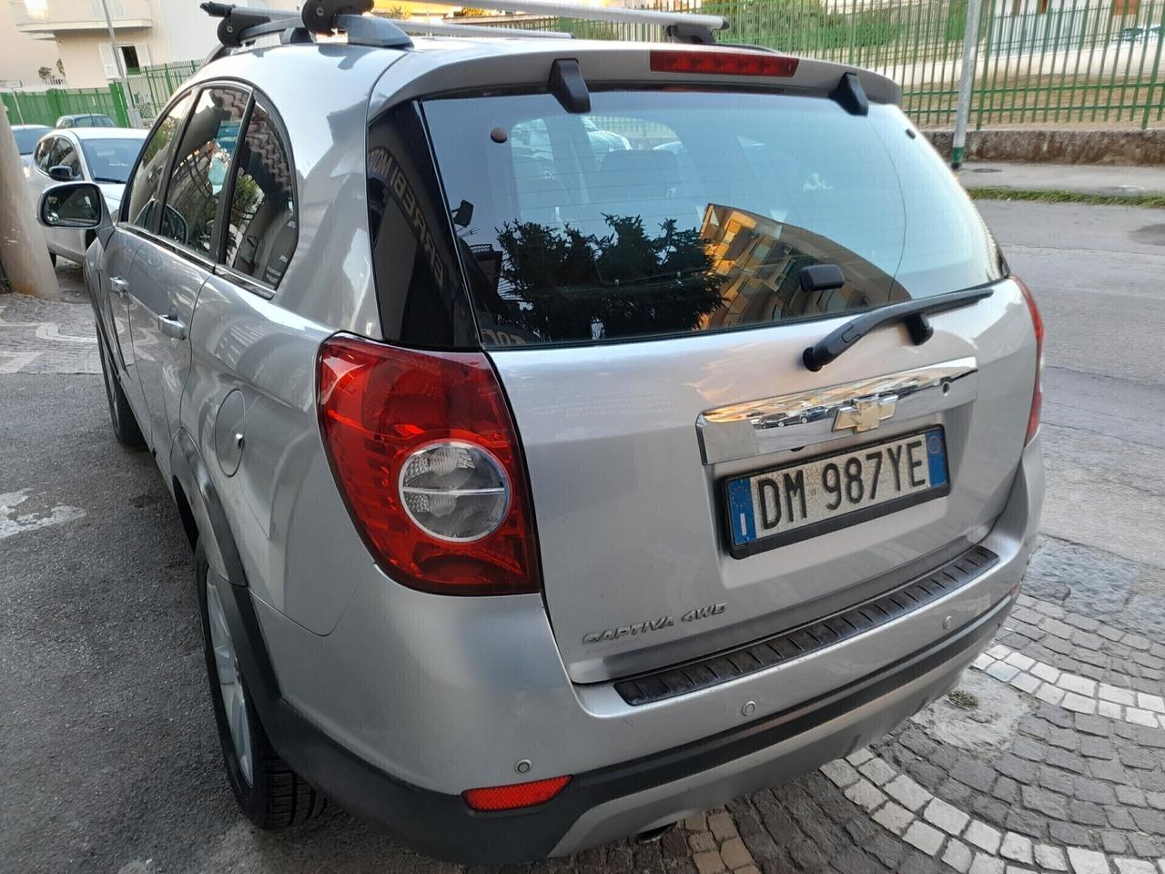 Chevrolet Captiva 4X4 7 POSTI