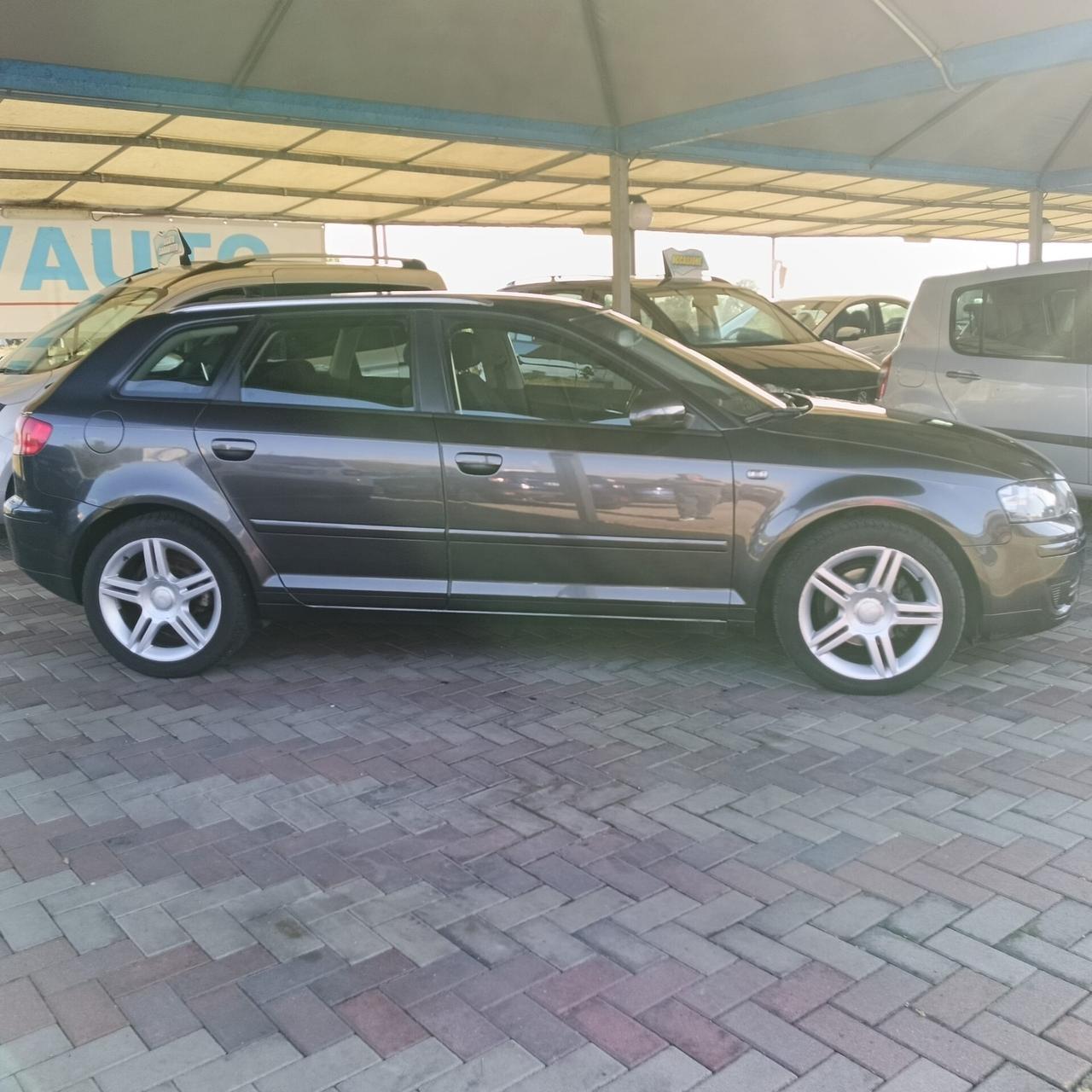 Audi A3 SPB 2.0 16V TDI Ambition frizione/volano completa nuova