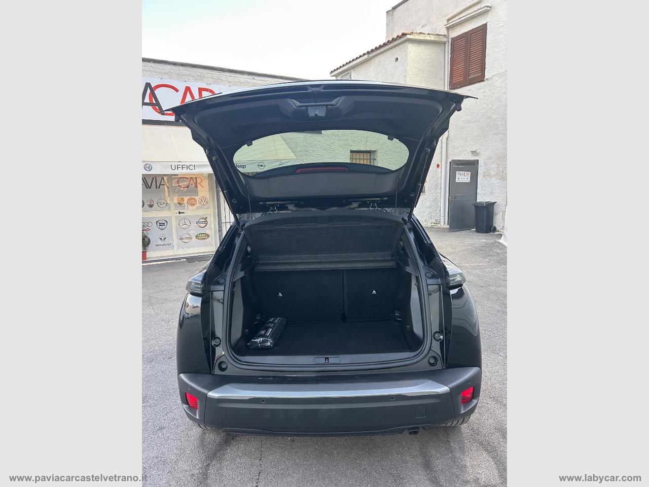 PEUGEOT 2008 PureTech 100 S&S Allure