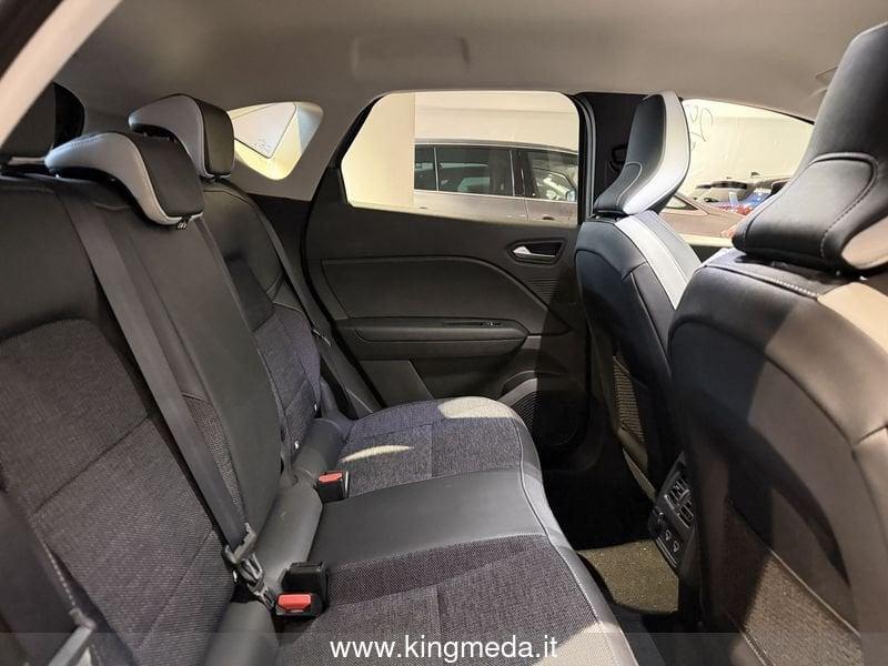 Renault Captur E-Tech hybrid 1.6 E-TECH HEV 145 TECHNO AUTO