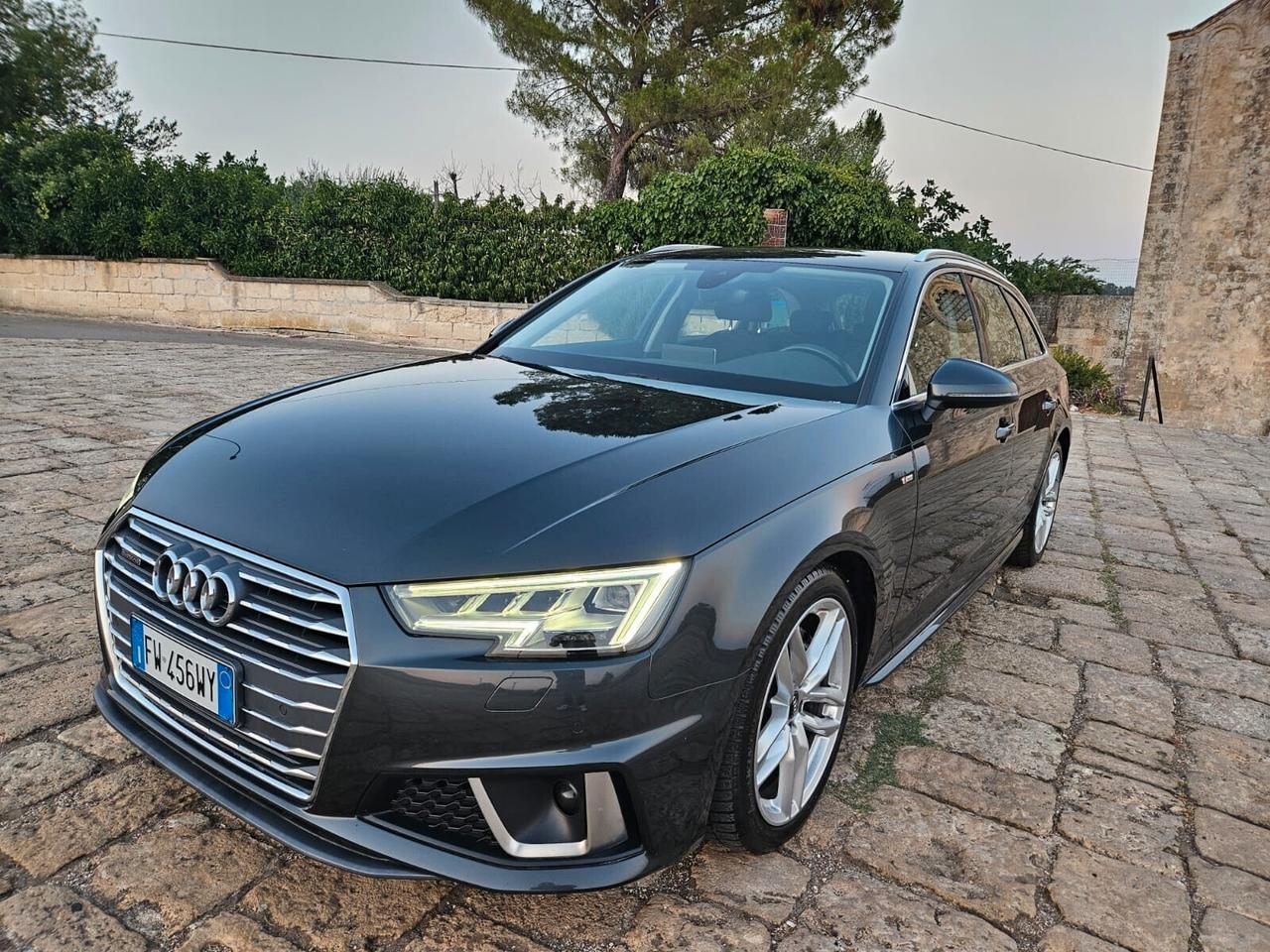 Audi A4 Avant 40 TDI quattro 190cv Sline Stronic