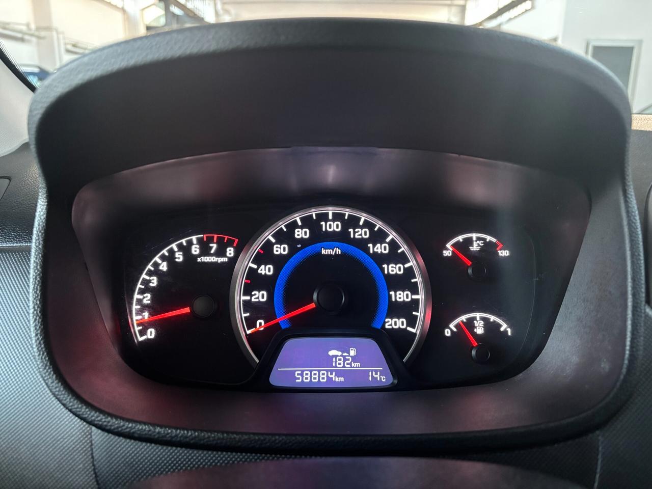 Hyundai i10 1.0 MPI Tech